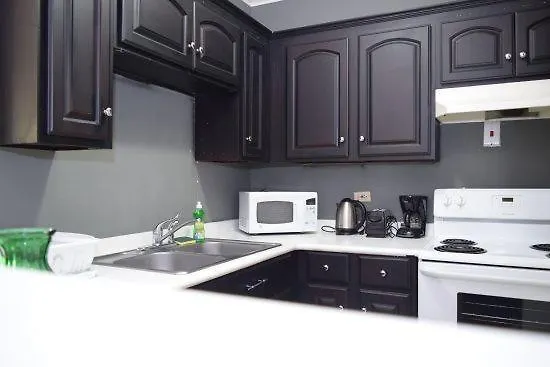 Plum Apartment Kingston